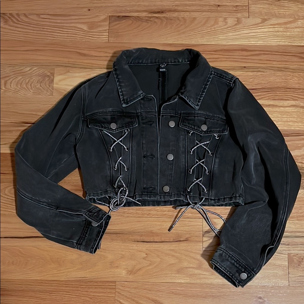 NWOT Windsor Cropped Denim Jacket